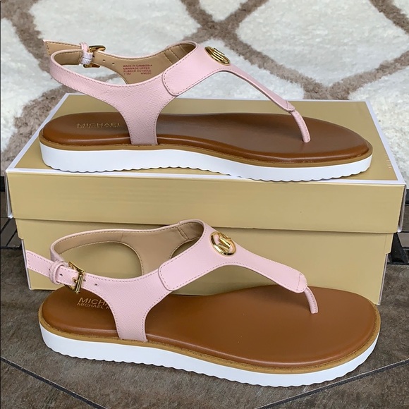 MICHAEL KORS JUDY THONG SAFFIANO POWDER BLUSH - Picture 3 of 16